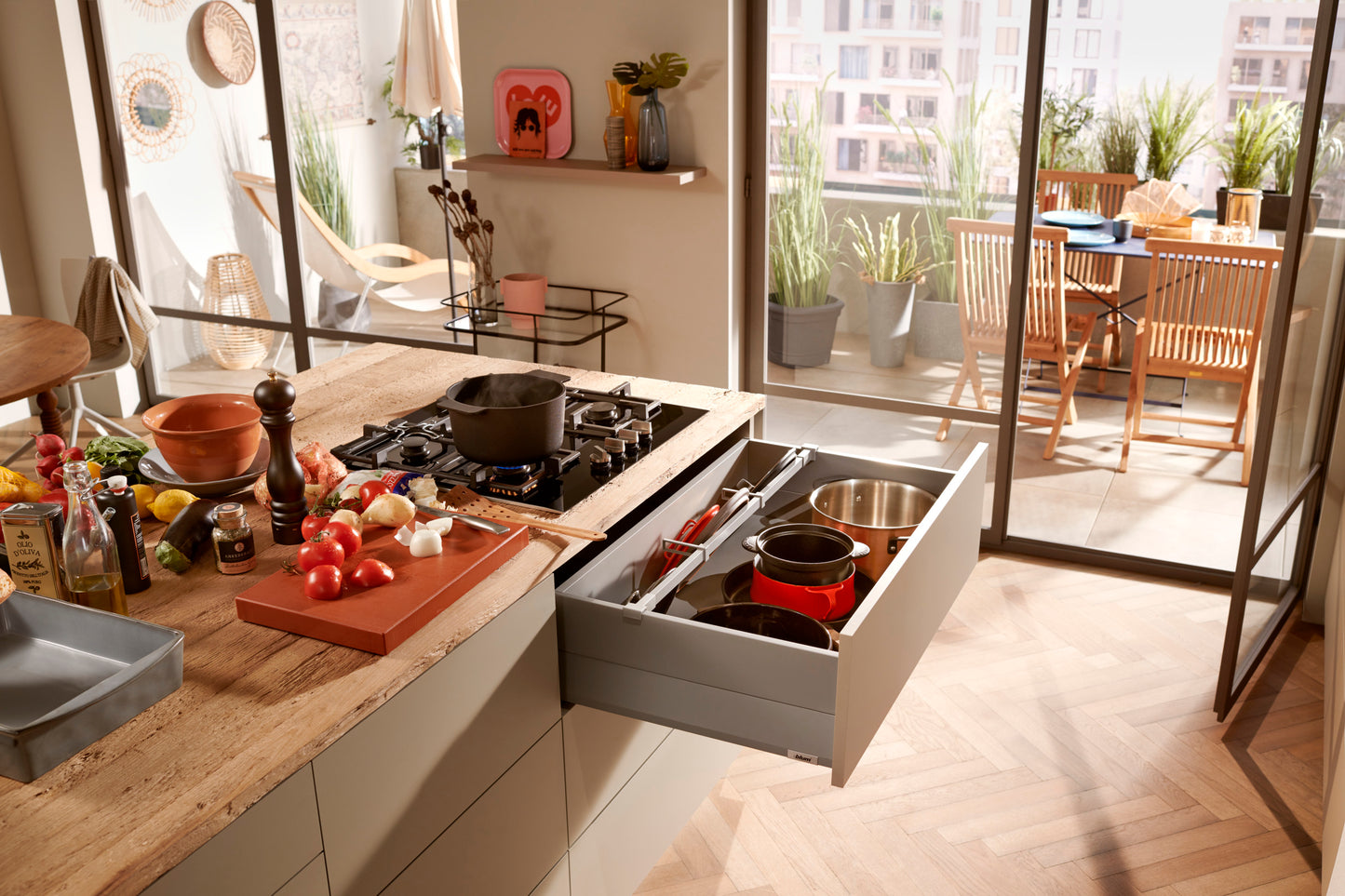 AMBIA‑LINE – Sistema de divisiones internas para LEGRABOX y MERIVOBOX